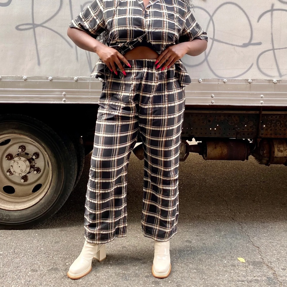 Wray NYC Sol Straight Leg Pant in Night Plaid (XL)